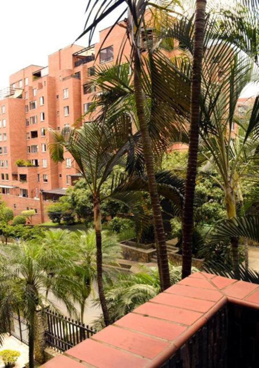 Amazing 3 Bedroom In El Poblado Appartement *